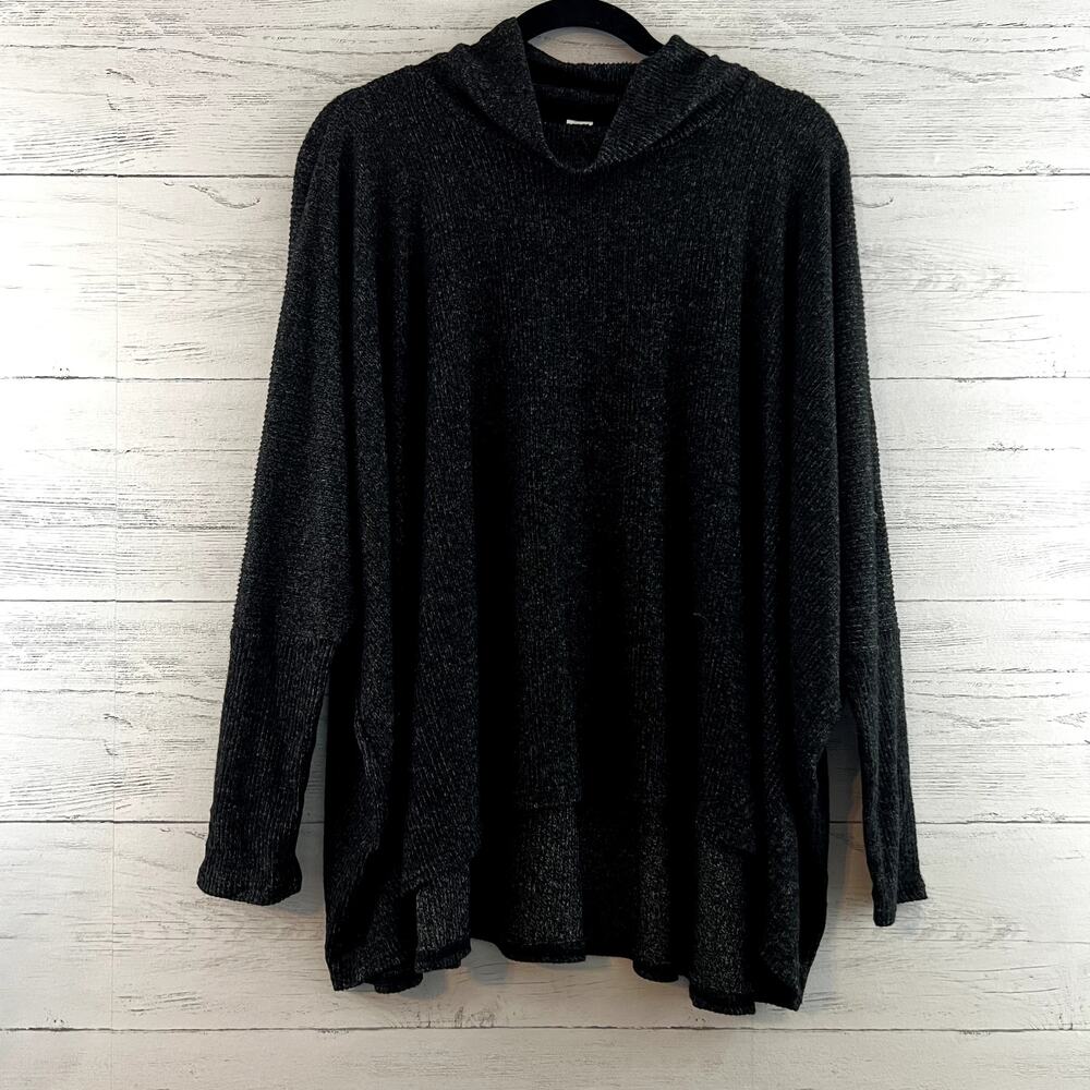 Amadi NWT Heather Gray Cowl Neck Sweater Size M